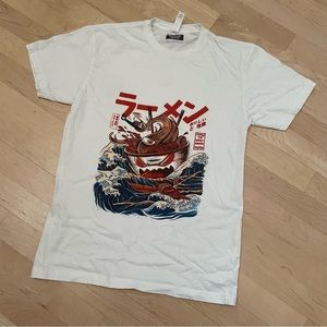 The Great Ramen Graphic T-Shirt size Small